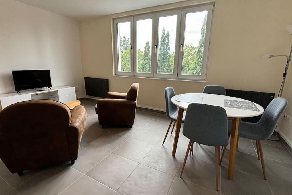 Appartement T2 Calme Et Lumineux Proche Gare à Arras Extérieur photo